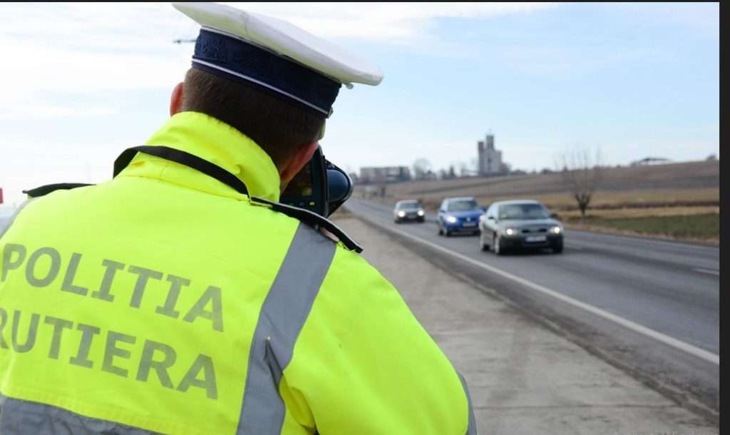 Vânătoare de vitezomani la Tulcea! Zeci de permise reținute și amenzi uriașe pe șoselele din județ