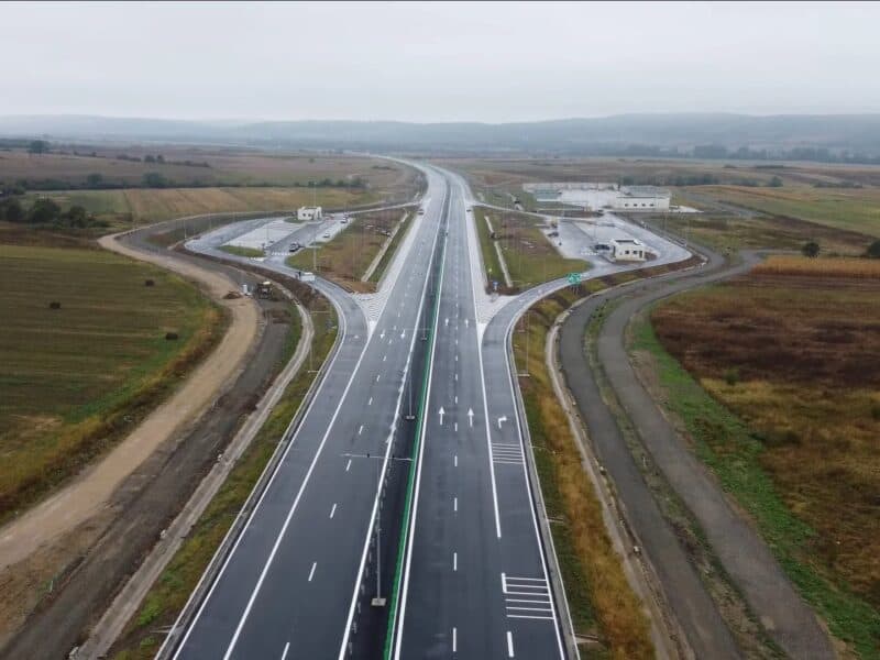 România semnează cel mai scump contract de infrastructură rutieră pentru Autostrada Unirii