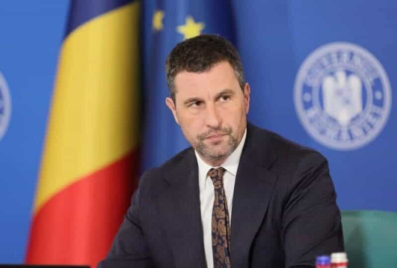 Guvernul reduce impozitul pe construcții speciale și introduce bonificații pentru plăți rapide