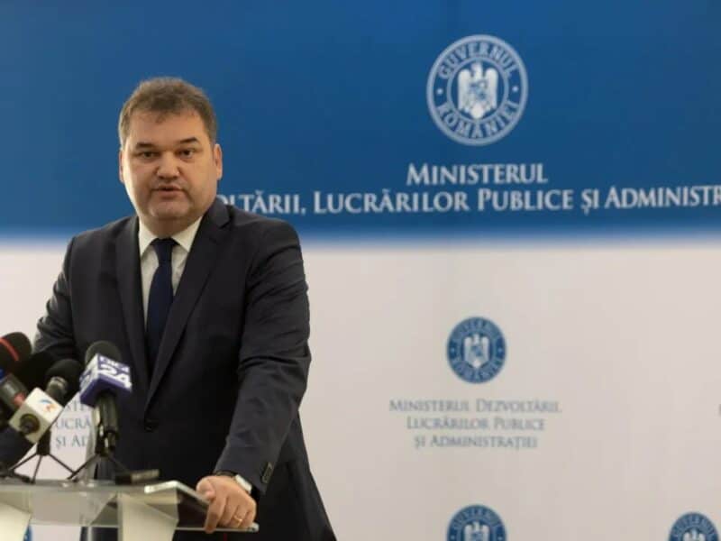 Ministerul dezvoltării taie 500 de posturi pentru economii de 22 milioane de lei pe an