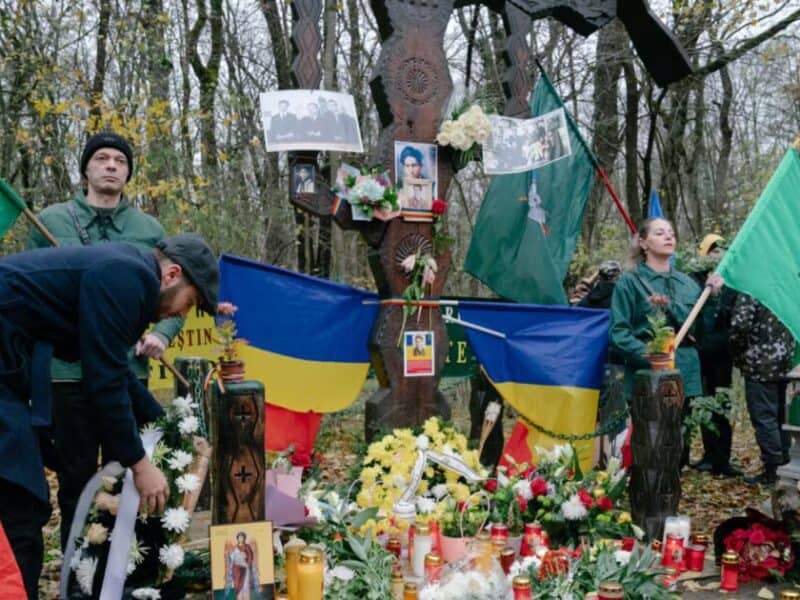 Opt persoane trimise în judecată pentru utilizarea simbolurilor fasciste la Snagov