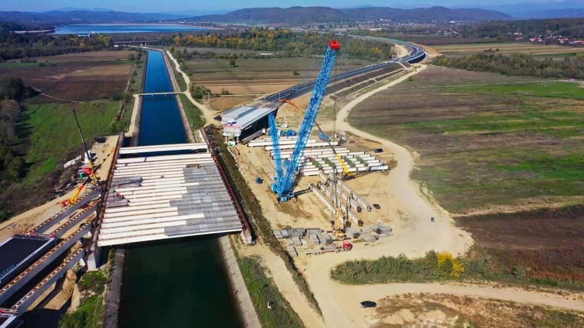 Sorin Grindeanu anunță deschiderea circulației pe autostrada Curtea de Argeș-Pitești în luna mai