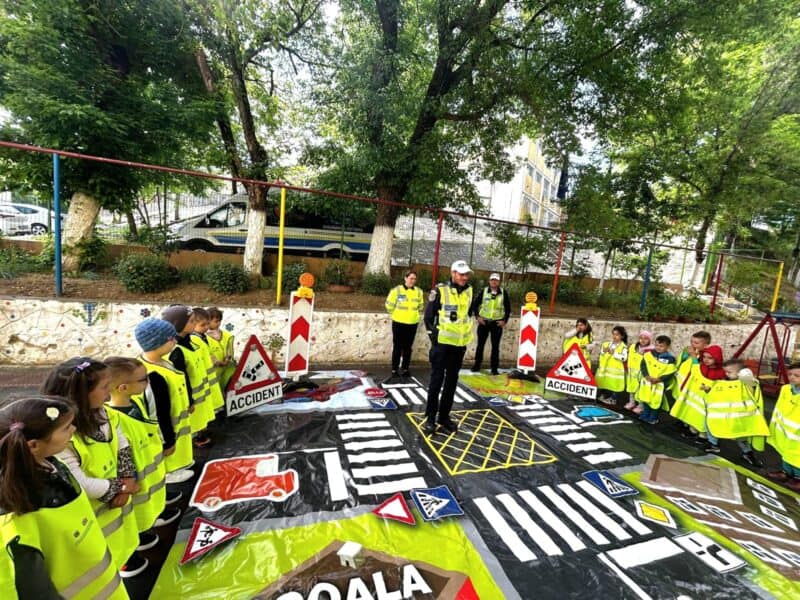 foto politisti copii