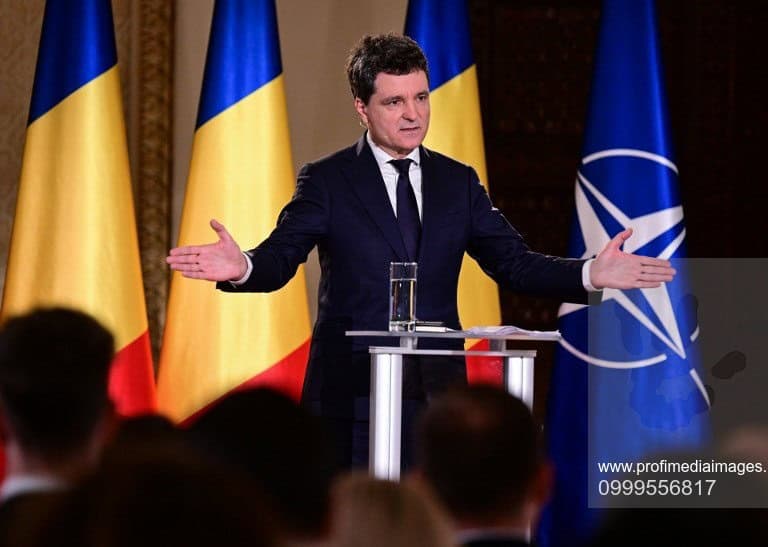 Nicușor Dan depune jurământul și devine președintele României după 1989