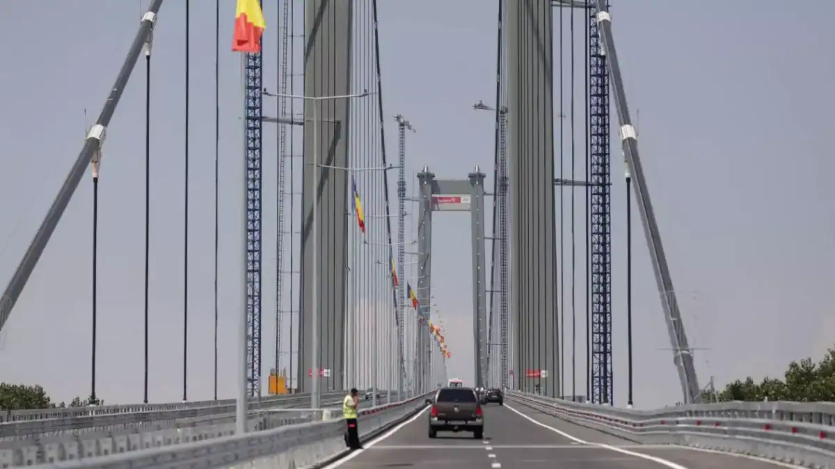 podul peste dunare de la braila
