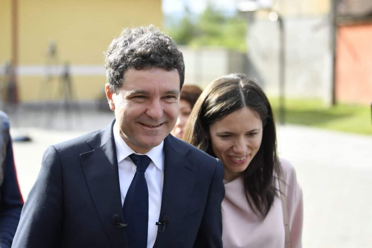 Președintele României vizitează Salina Praid și zonele afectate de inundații din Covasna