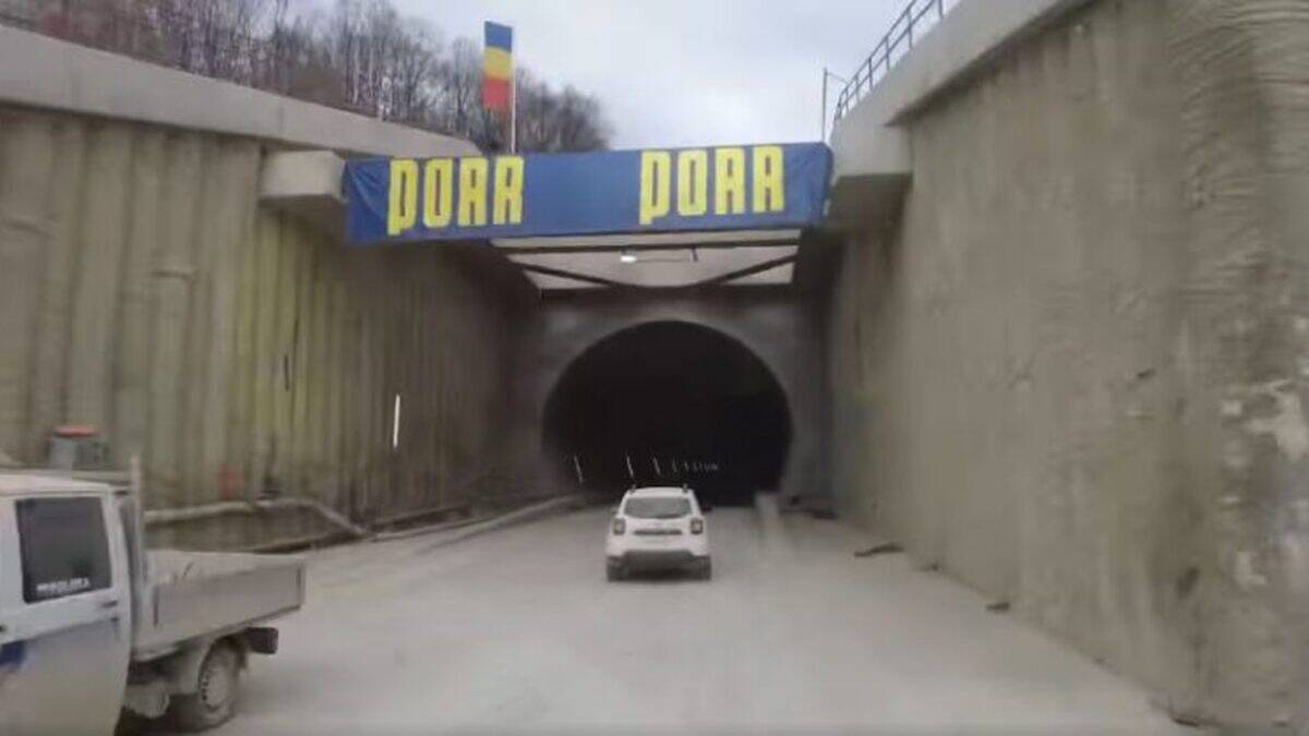 Primul tunel rutier din România avansează pe Autostrada Sibiu – Pitești