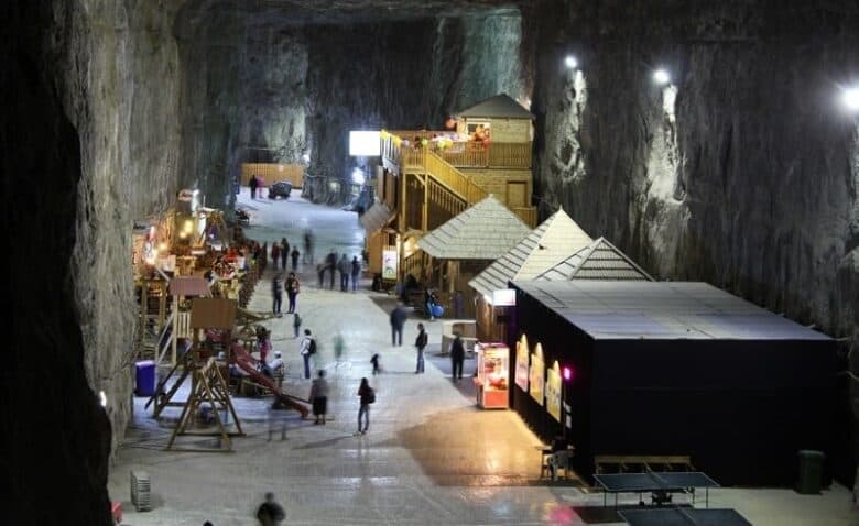 Salina Praid închisă din cauza infiltrațiilor de apă generate de ploile abundente recente