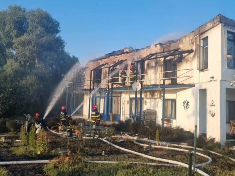 Incendiu pensiune 1 750x536 1