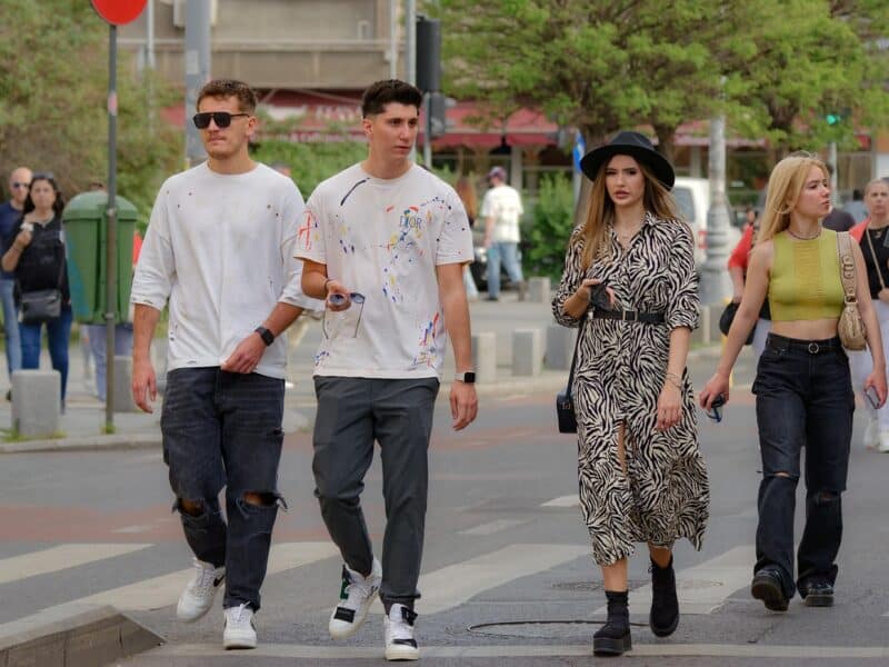 Absolvenții au 60 de zile pentru a se înregistra și a beneficia de sprijin financiar