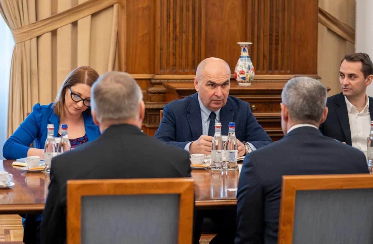 Bolojan anunță măsuri fiscale pentru reducerea deficitului bugetar și extinderea bazei de contribuabili