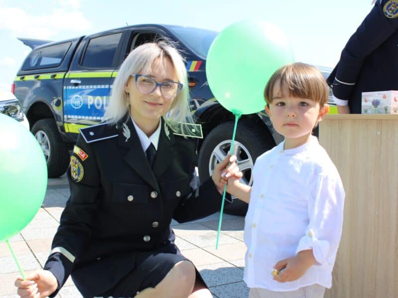 foto copil balon politie 1