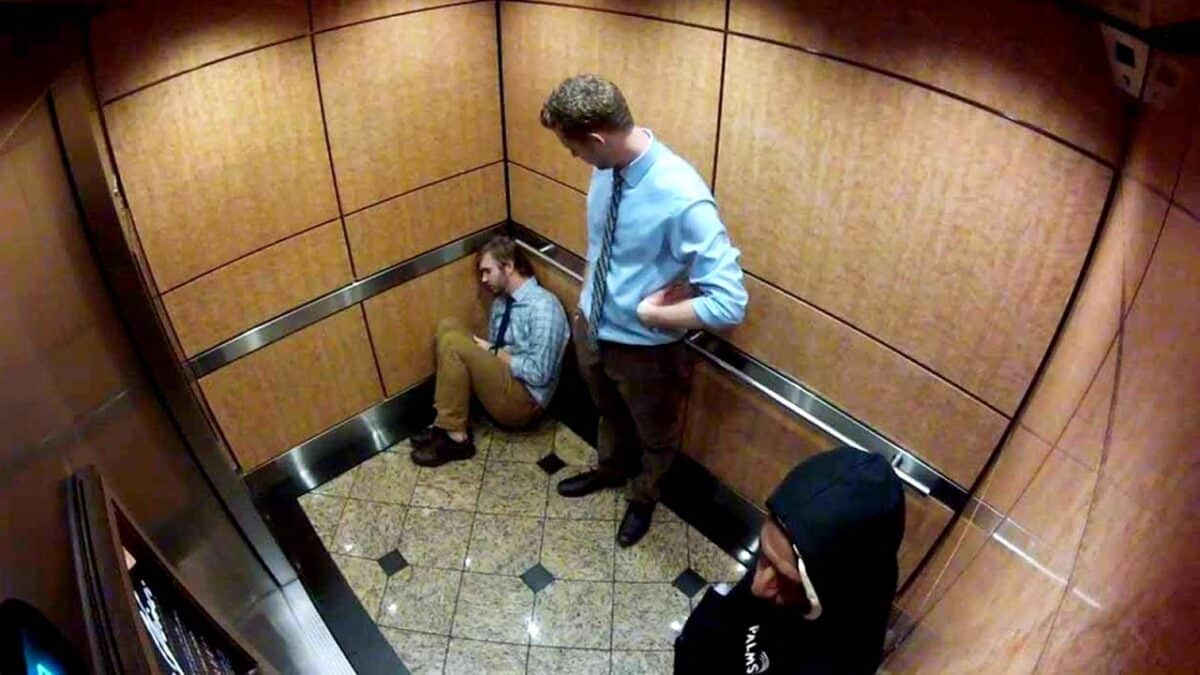 Lift prăbușit în Timișoara cu patru persoane la bord, nimeni rănit grav în incident