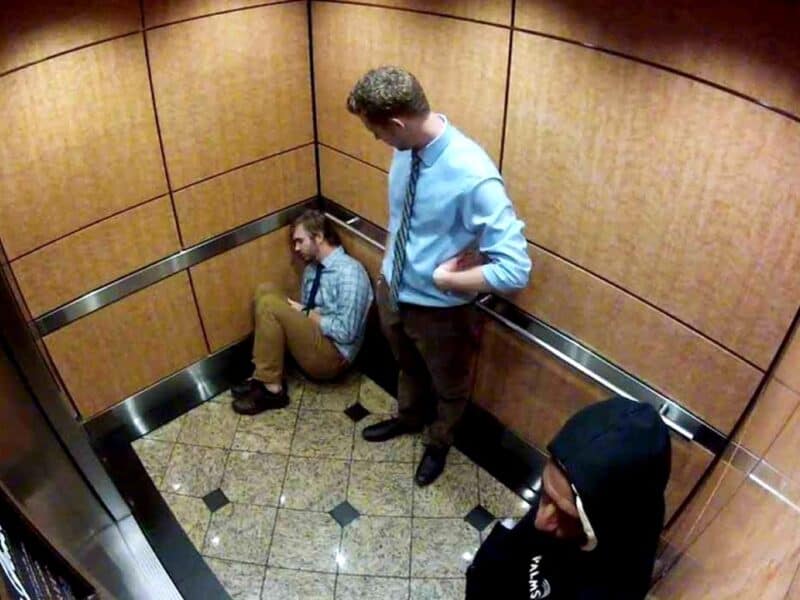 Lift prăbușit în Timișoara cu patru persoane la bord, nimeni rănit grav în incident