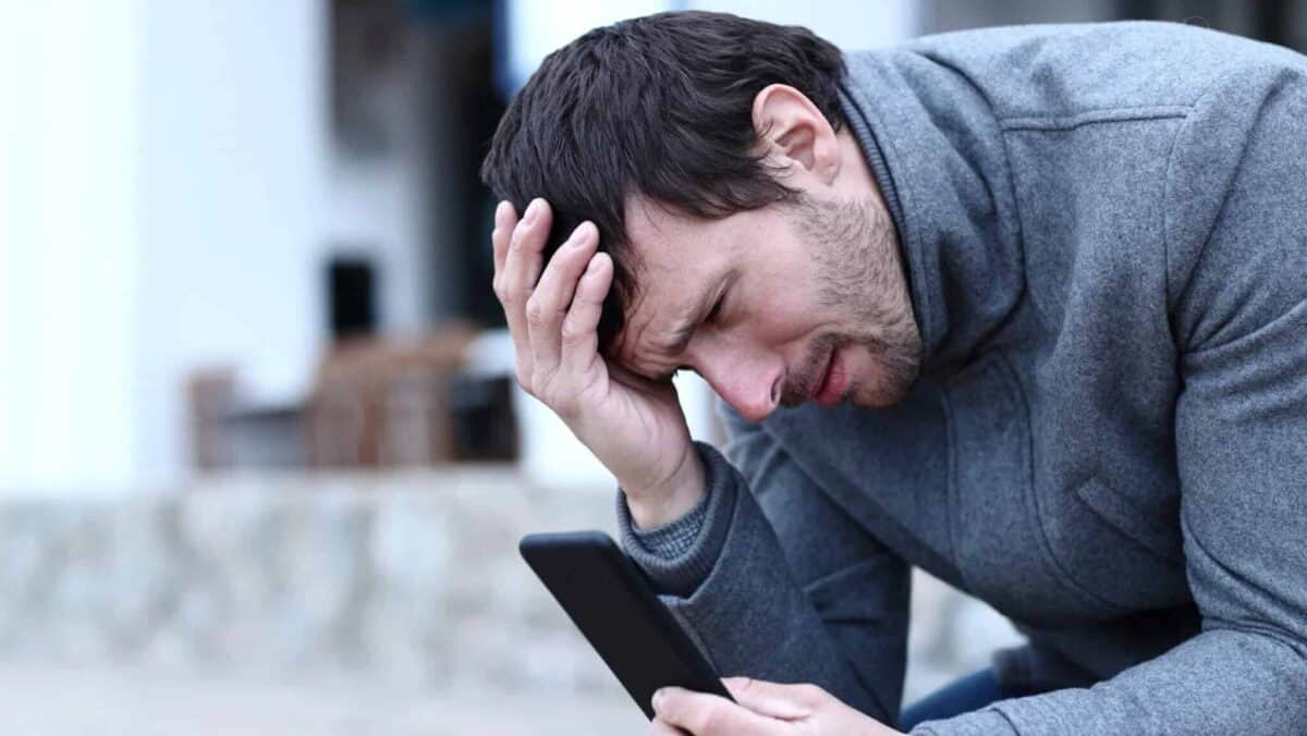 Țeparii din străinătate care sună cu numere românești vor fi blocați de ANCOM