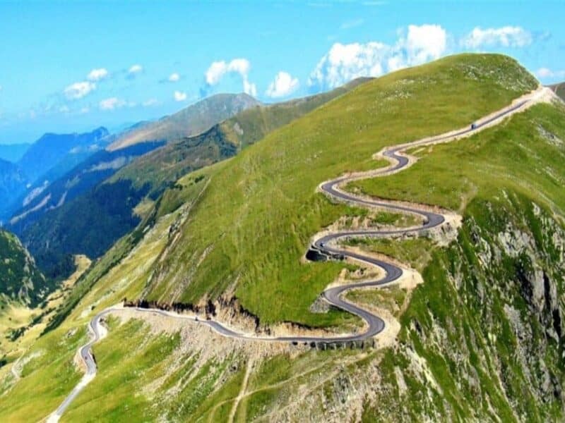 Transalpina se redeschide astăzi cu restricții de circulație până la 1 iulie