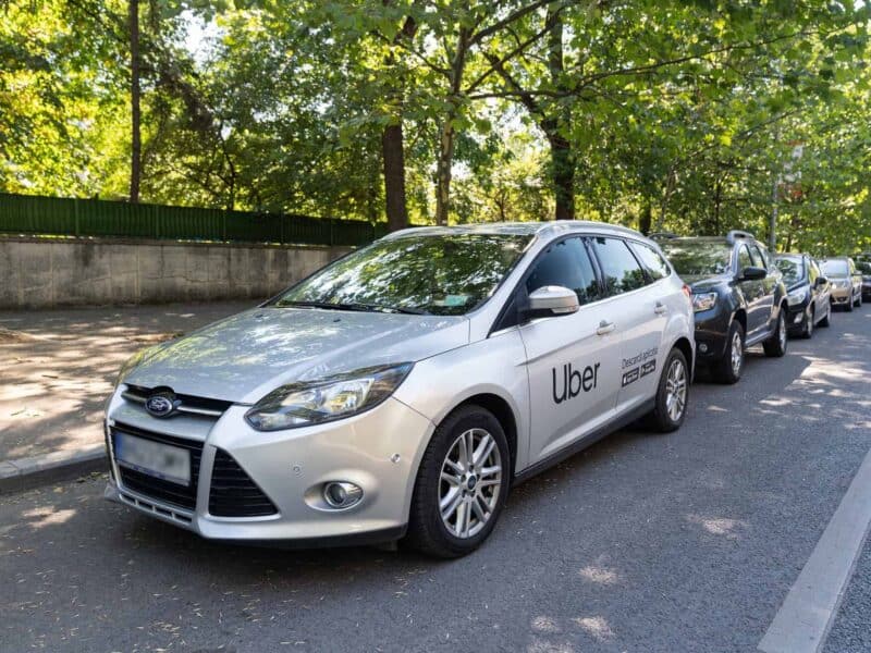 Uber introduce funcția de înregistrare audio pentru siguranța pasagerilor și șoferilor