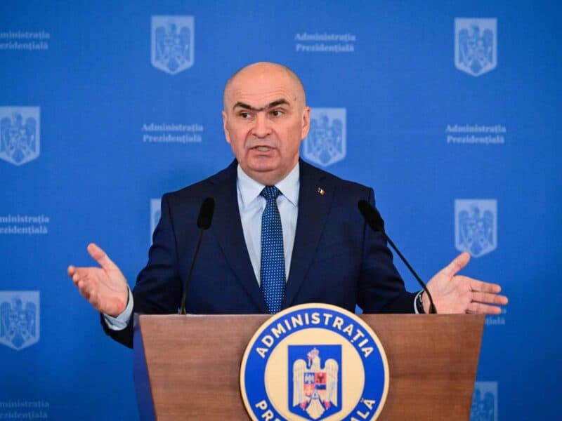 Bolojan anunță majorarea TVA și măsuri fiscale pentru reducerea deficitului bugetar românesc