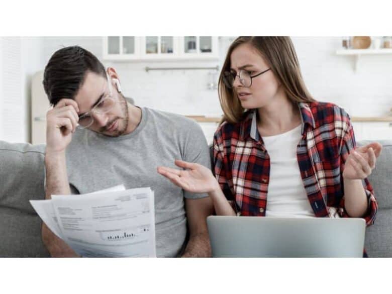 Facturi noi pentru consumatorii vulnerabili începând cu iulie 2025 cu voucher de 50 de lei