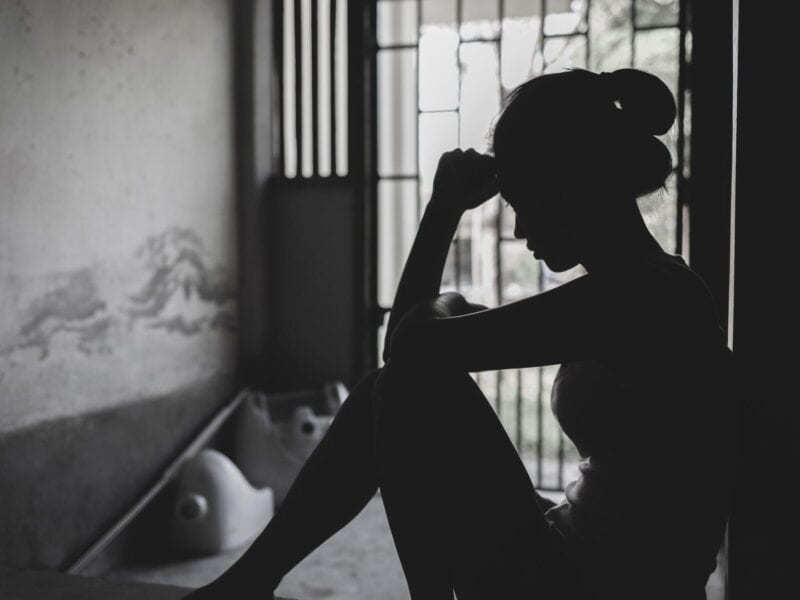 Mama condamnată la 28 de ani pentru uciderea fiicei de 9 ani, unchiul și mătușa primesc pedepse grele