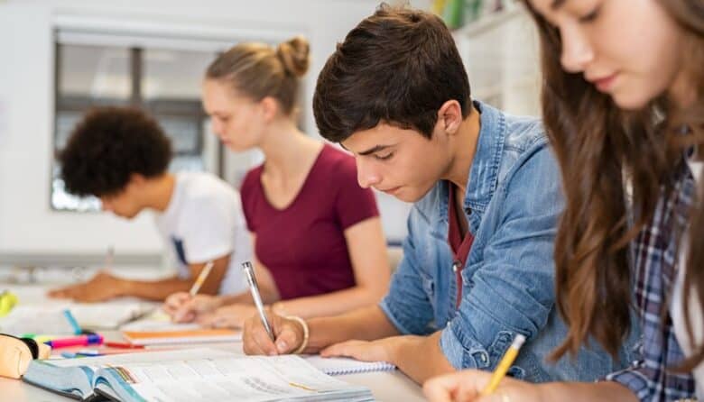 Ministerul Educației a anunțat ierarhia finală pentru admiterea la liceu 2025