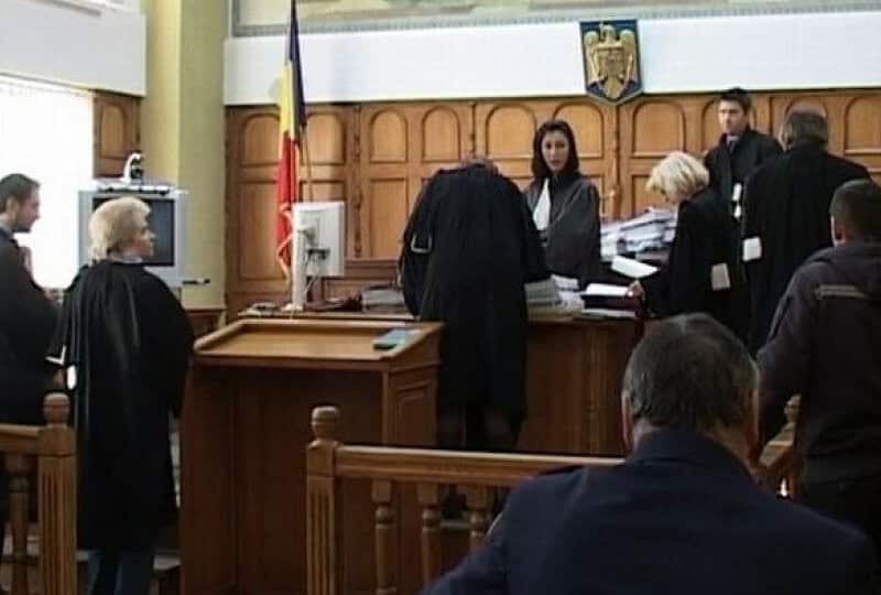 Nicușor Dan propune eliminarea reîncadrării magistraților pensionați din legea justiției