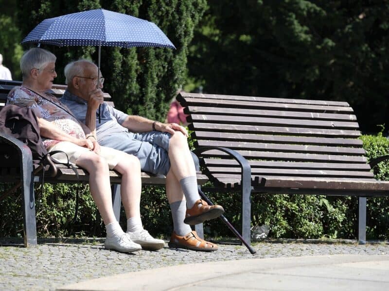 România sub cod roșu de caniculă ANM extinde avertizarea pentru 17 județe și București