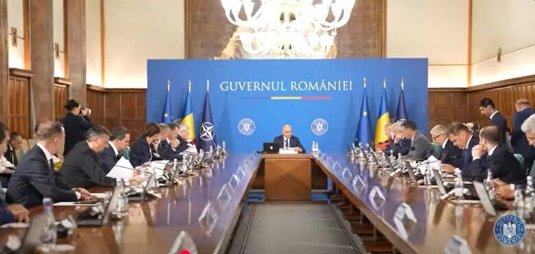 Tensiuni în Guvern după acuzații de presiuni pentru concedieri în plină restructurare