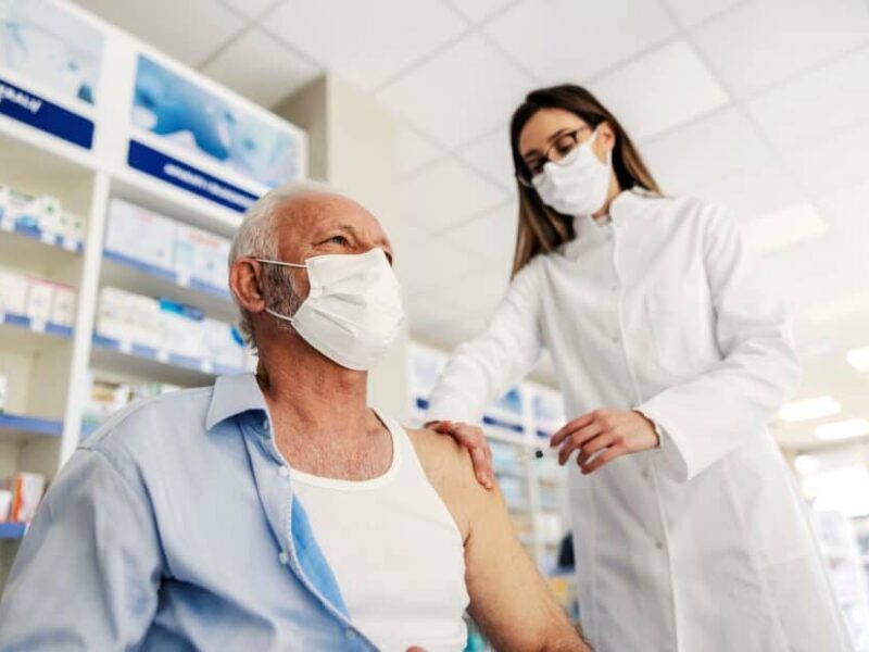 Vaccinarea gratuită anti-HPV se extinde în România pentru tinerii între 19 și 26 de ani