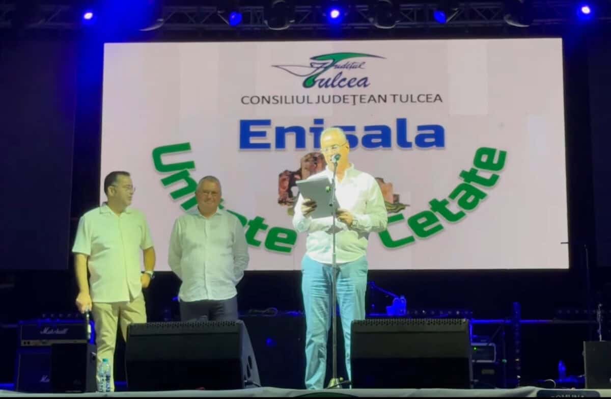 ENISALA FOTO FESTIVAL