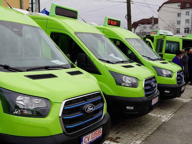 Ministrul Pîslaru trimite Corpul de Control pentru verifica achizițiile de microbuze electrice