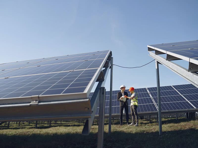 Puterea solară din România depășește cărbunele și gazul ajungând la 2.765 MW