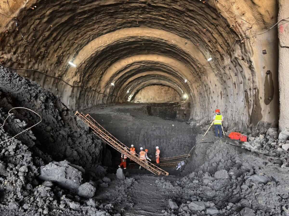 Șantierul autostrăzii A1 Margina – Holdea avansează cu ritm susținut și lucrări multiple active