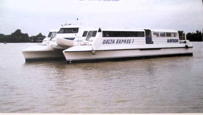 Delta Expres 1 calendar Navrom 2006