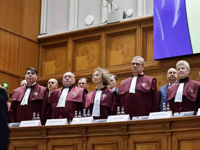 CCR analizează sesizarea ÎCCJ privind modificarea regimului pensiilor în România