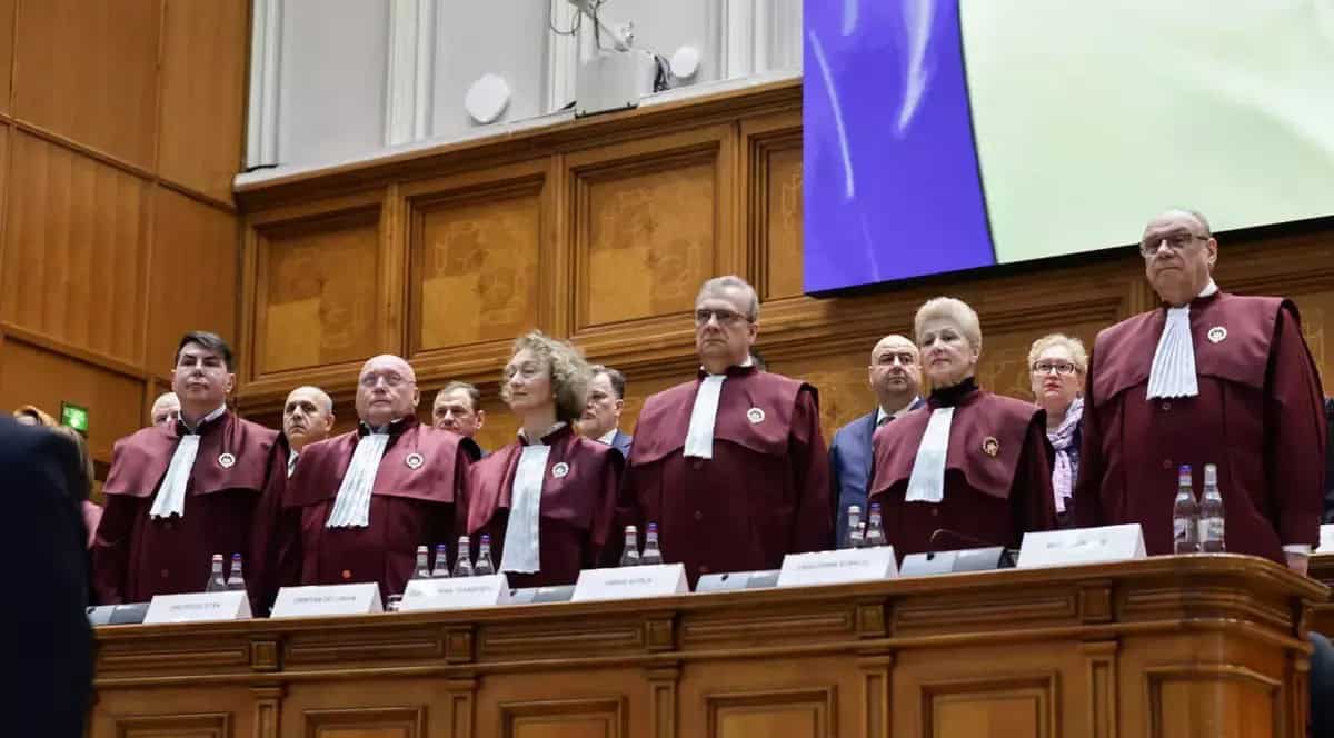 CCR analizează sesizarea ÎCCJ privind modificarea regimului pensiilor în România