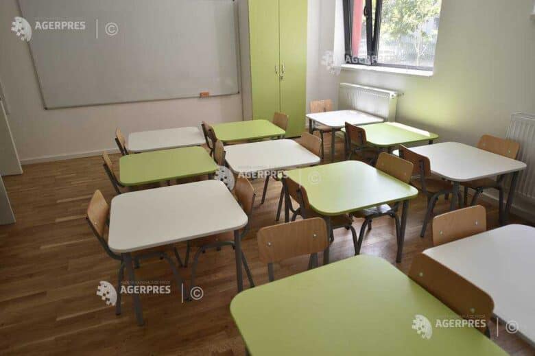 clasa invatamant simultan