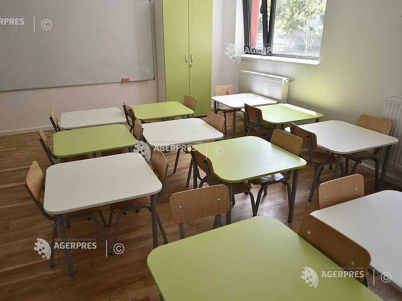 clasa invatamant simultan