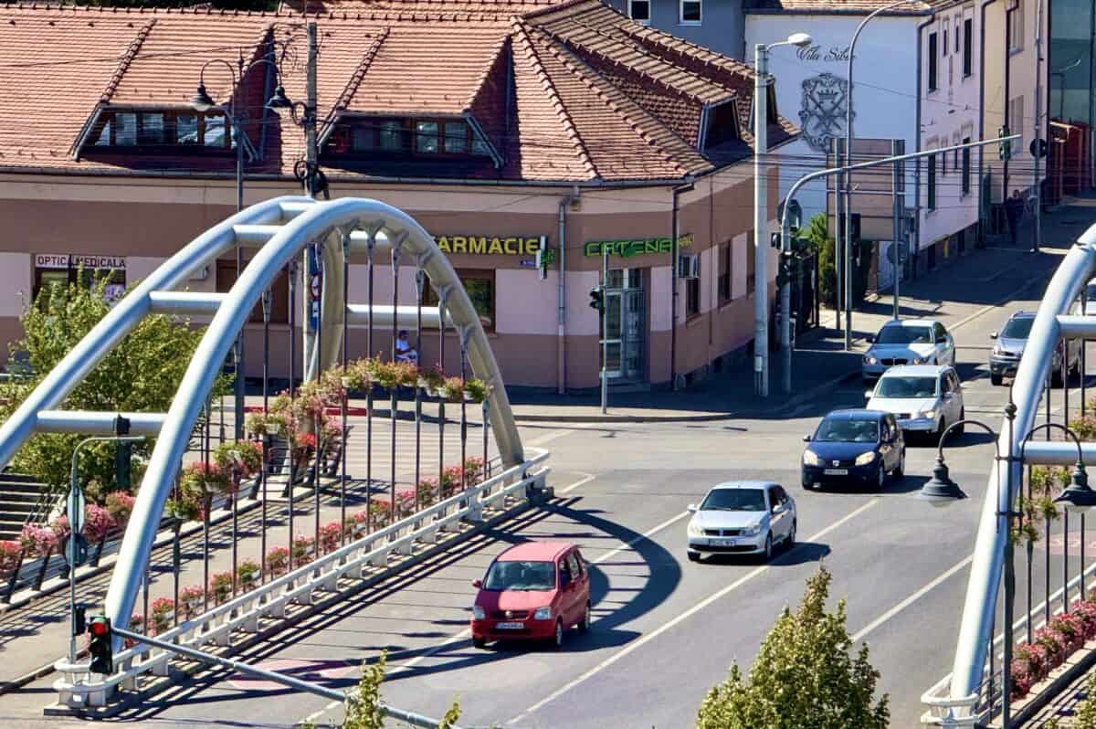 Cresc tarifele și amenzile de rovinietă și peaj pentru transporturi începând cu 8 septembrie