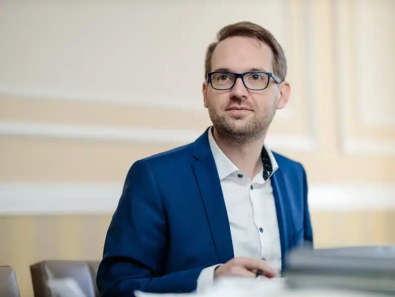 Dominic Fritz recunoaște că neînțelegerile din coaliție trimit un semnal prost populației