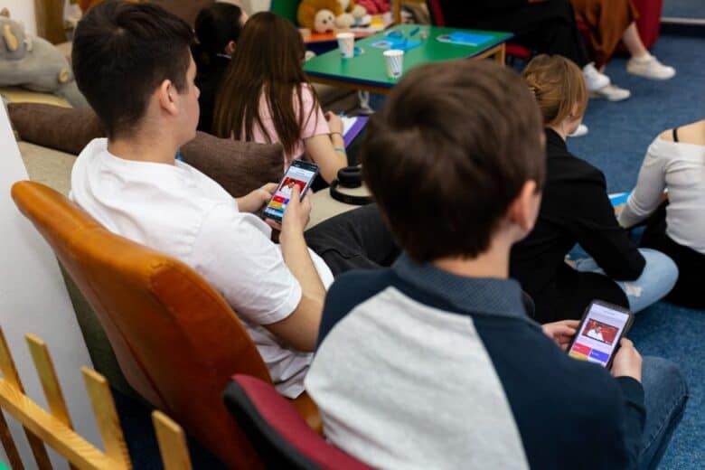 Educația media trebuie integrată în strategia națională de securitate, spune Valentin Jucan