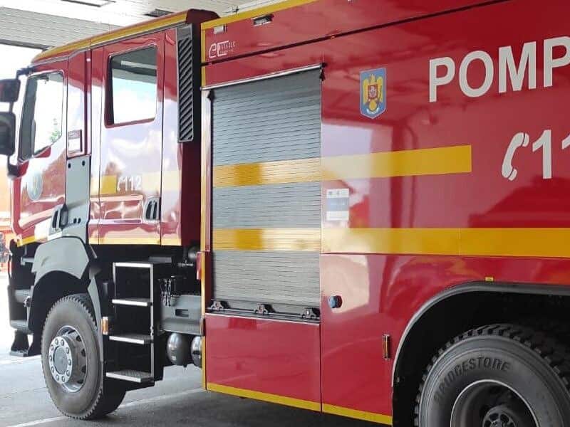 masina pompieri