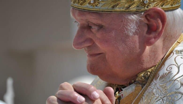 Preafericitul Lucian Mureșan, un simbol al Bisericii Române Unite, a trecut la cele veșnice