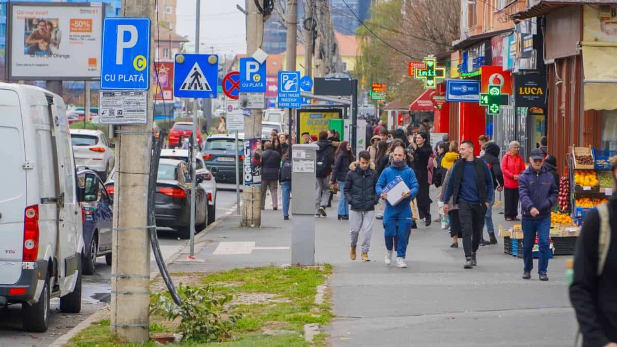 Toamna se instalează cu temperaturi normale și precipitații variate în România