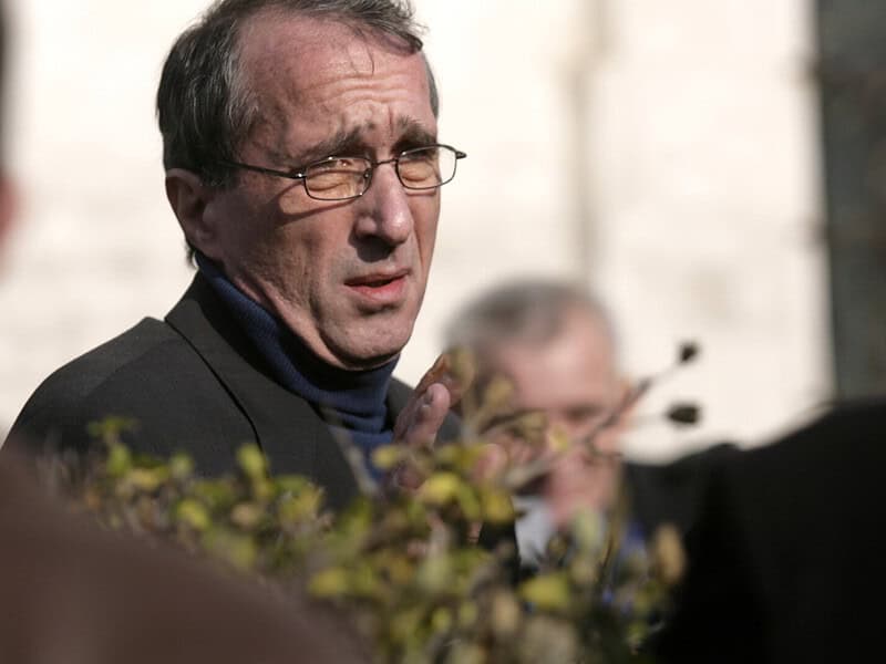 Valentin Ceaușescu în fața unei noi crize medicale și apeluri fără răspuns de la stat