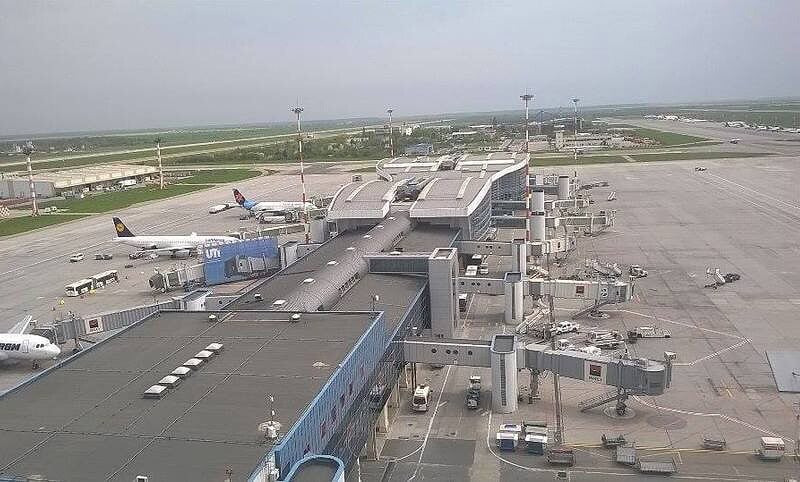 Cetățean albanez reținut pe Aeroportul Otopeni pentru trafic internațional de droguri