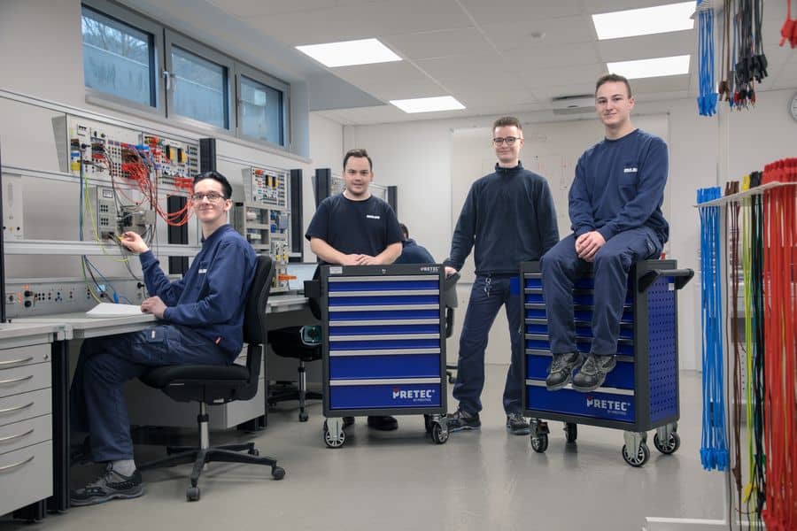 dotari ateliere scoli