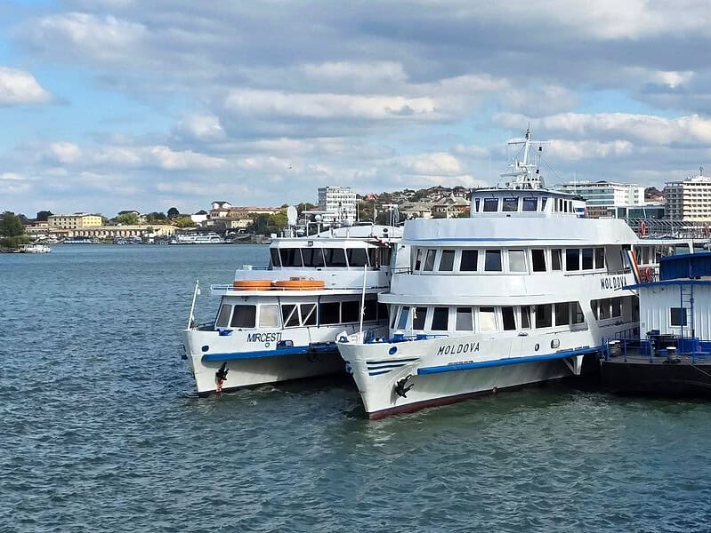 nave Mircesti Moldova