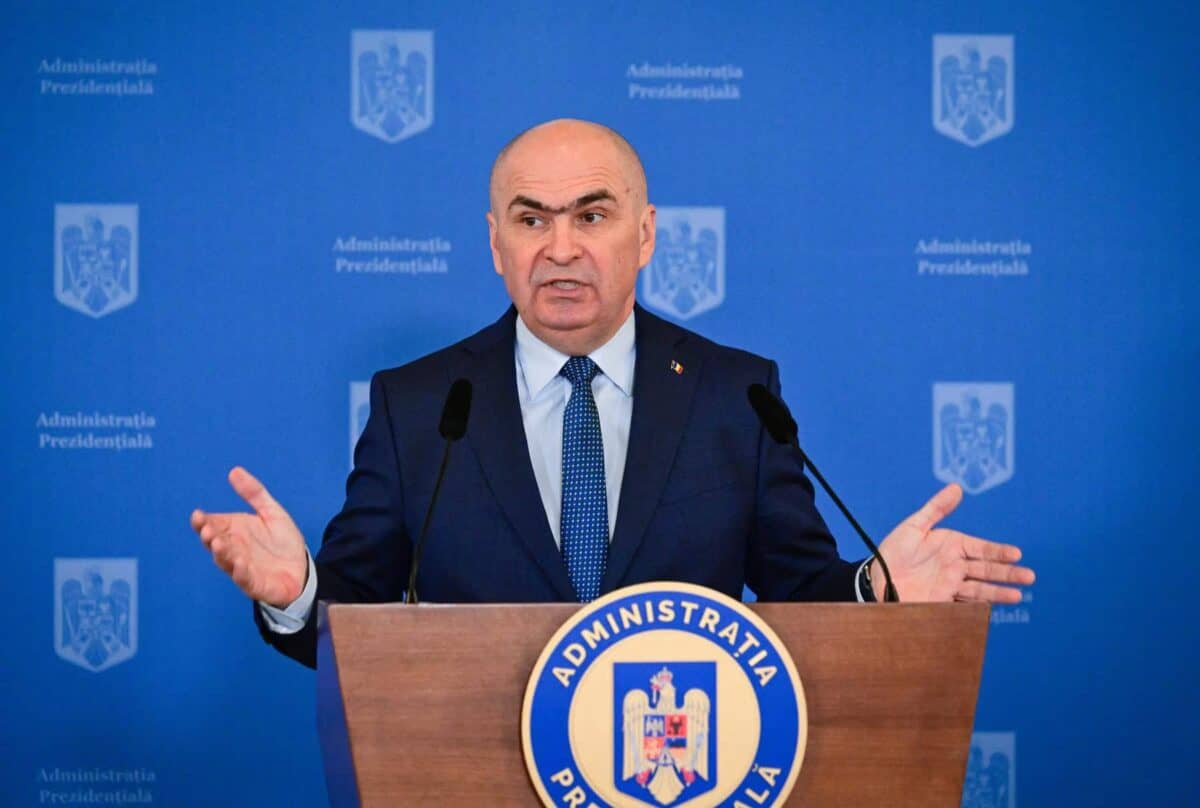 Premierul Bolojan anunță înghețarea veniturilor publice până în 2026 pentru reducerea deficitului