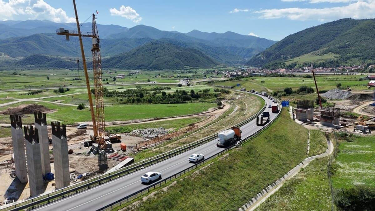 Guvernul român aprobă memorandum pentru contract de 500 milioane euro cu Banca Europeană de Investiții